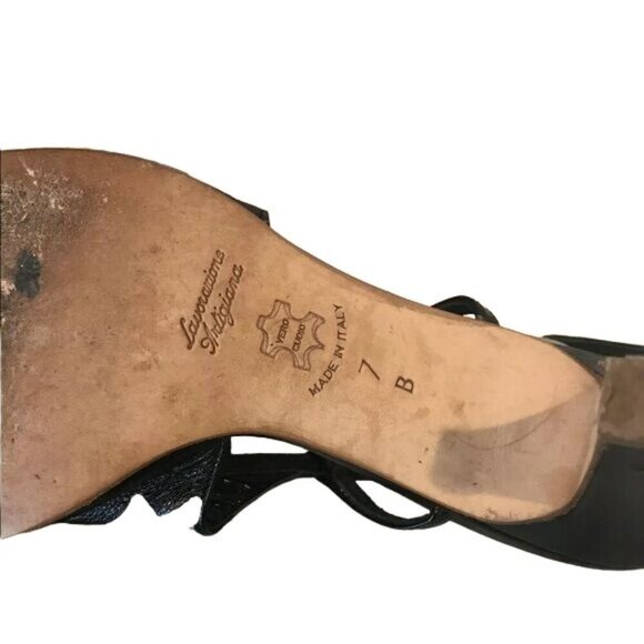 Butter Size 7 Black Leather Perforated Slingback Heels Shoes Almond Toe - Picture 7 of 8